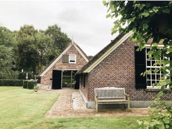 De Rheezer Kamer Hardenberg Exteriör bild